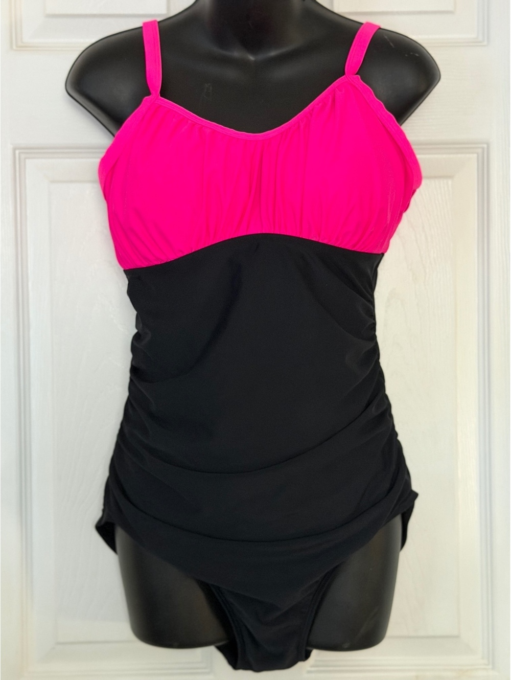 Aqua Eve Black and Pink Tankini Swimsuit 14W